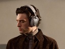 Bowers & Wilkins PX8 S2 7