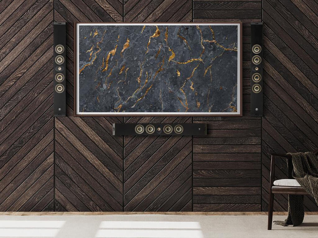 Focal ON WALL 302 4